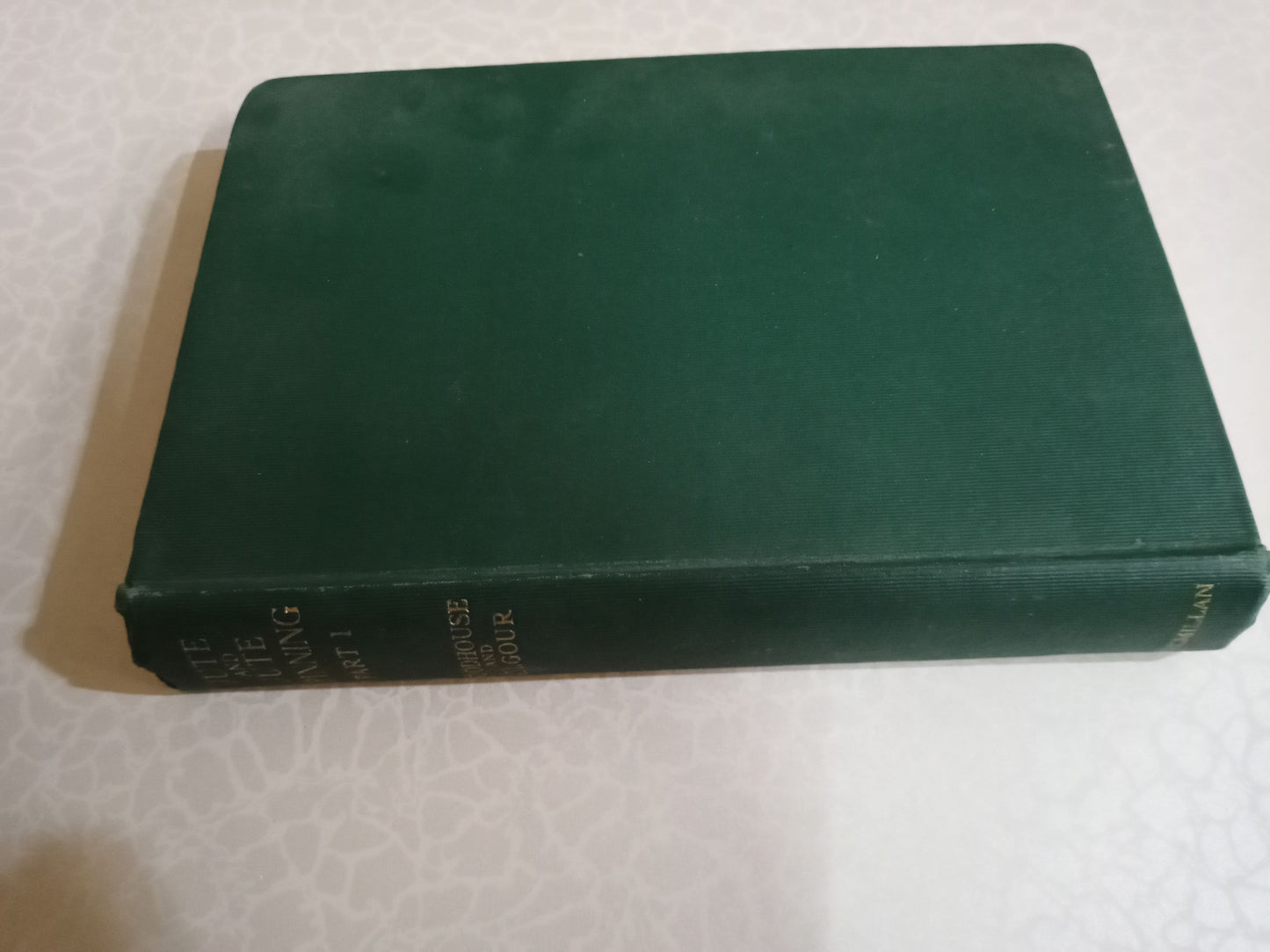 Jute And Jute Spinning. Part I, Producction Of Fibre Batching, Preparing And Carding.